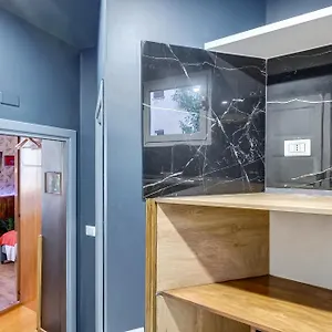 https://navona-loft-stranger-things-themed.it-romehotels.com